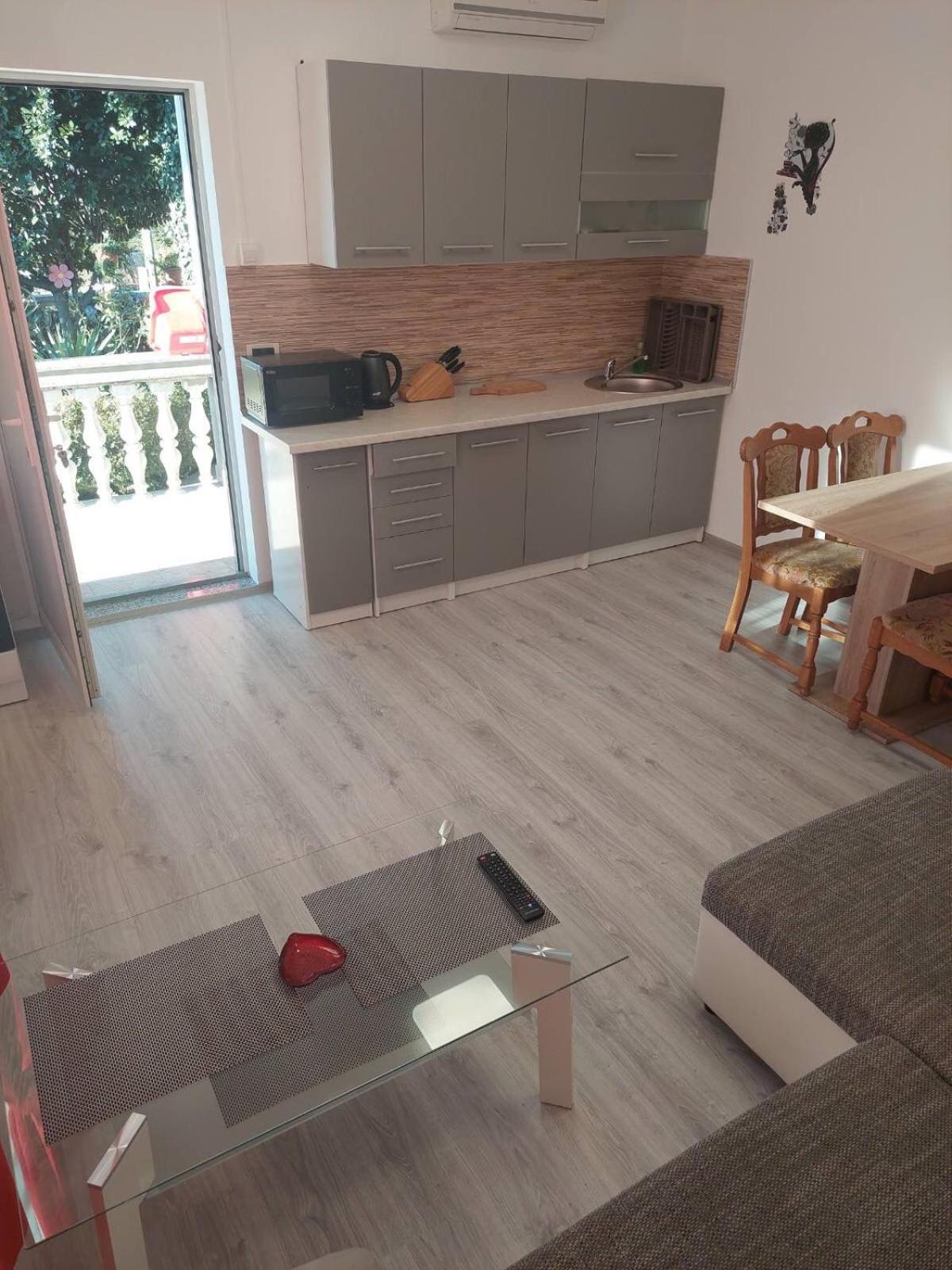 Apartman Palma Marinici  Bagian luar foto